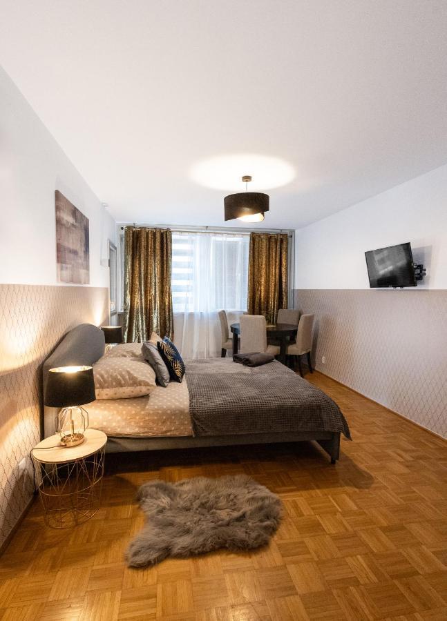 Clicktheflat Bellottiego Vandrarhem